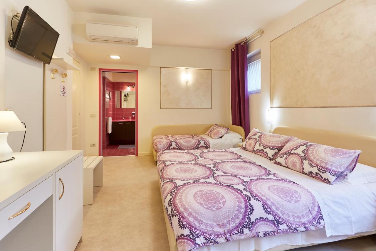 Hotel Villa Lilla Desenzano del Garda Eksteriør bilde
