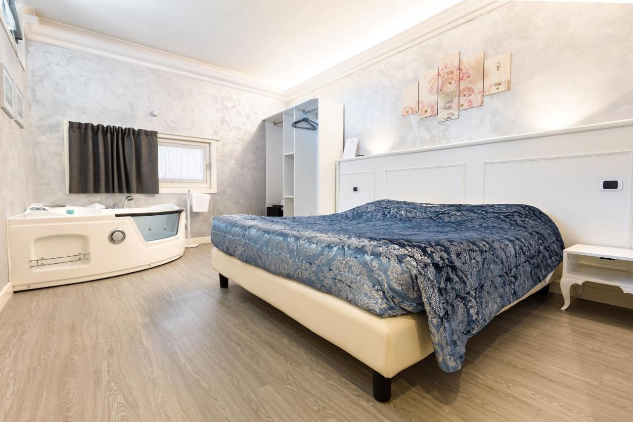 Hotel Villa Lilla Desenzano del Garda Eksteriør bilde
