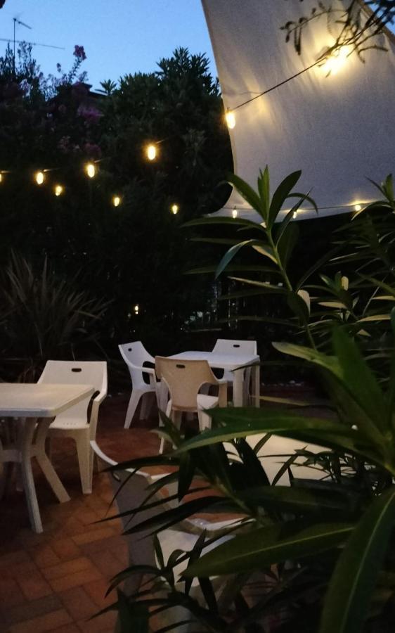 Hotel Villa Lilla Desenzano del Garda Eksteriør bilde